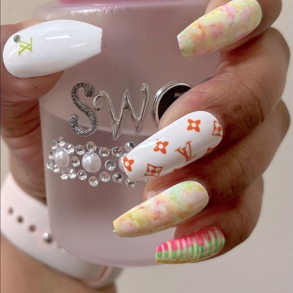 Long coffin custom press-on nails “SUMMER VIBE” - Picture 4 of 6